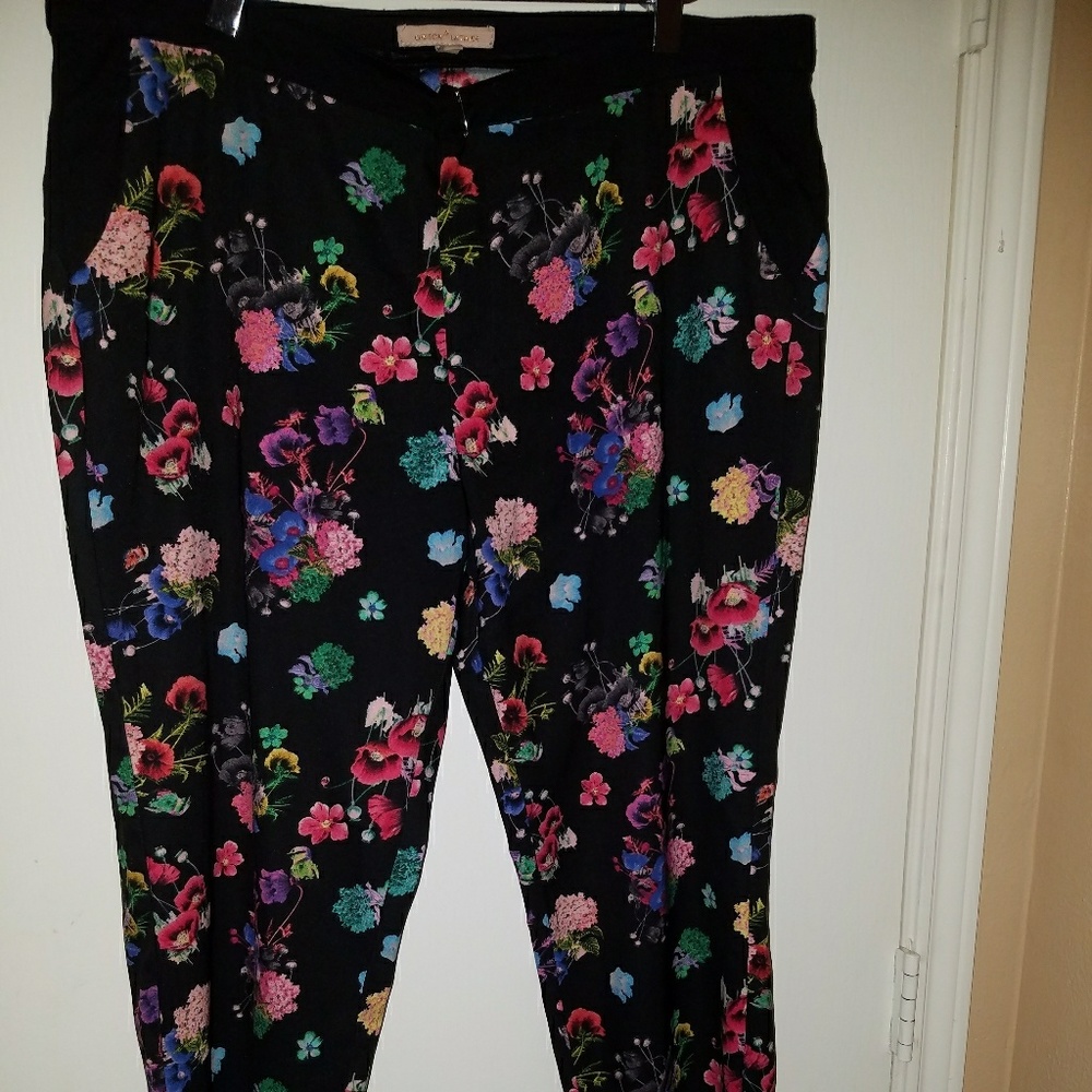 Floral print pant